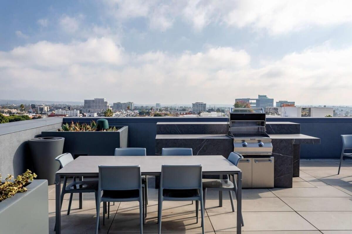 Stylish Near Ucla Coliving Suite W In Unit W&D Los Ángeles Exterior foto