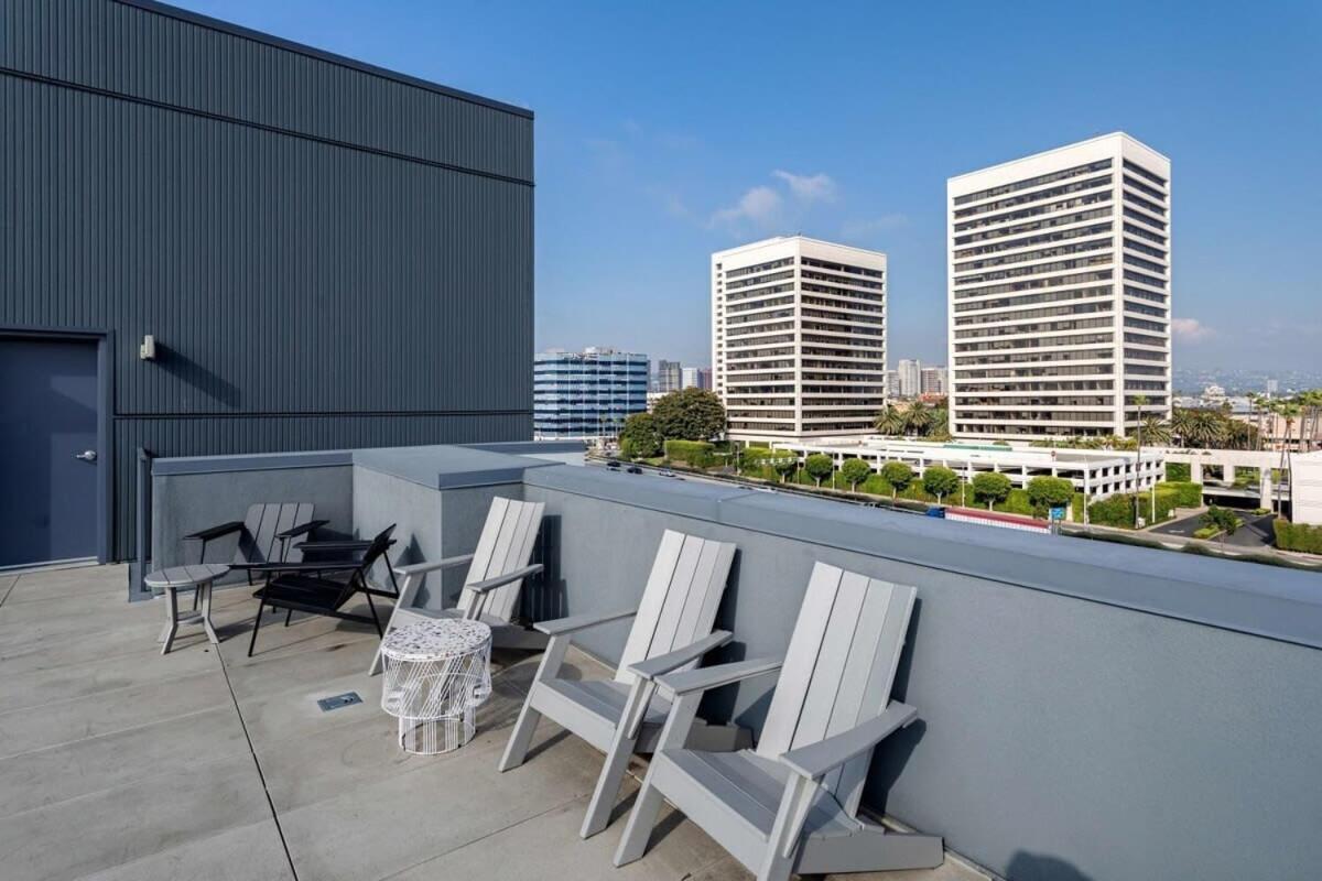 Stylish Near Ucla Coliving Suite W In Unit W&D Los Ángeles Exterior foto