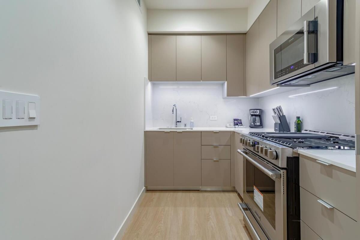 Stylish Near Ucla Coliving Suite W In Unit W&D Los Ángeles Exterior foto